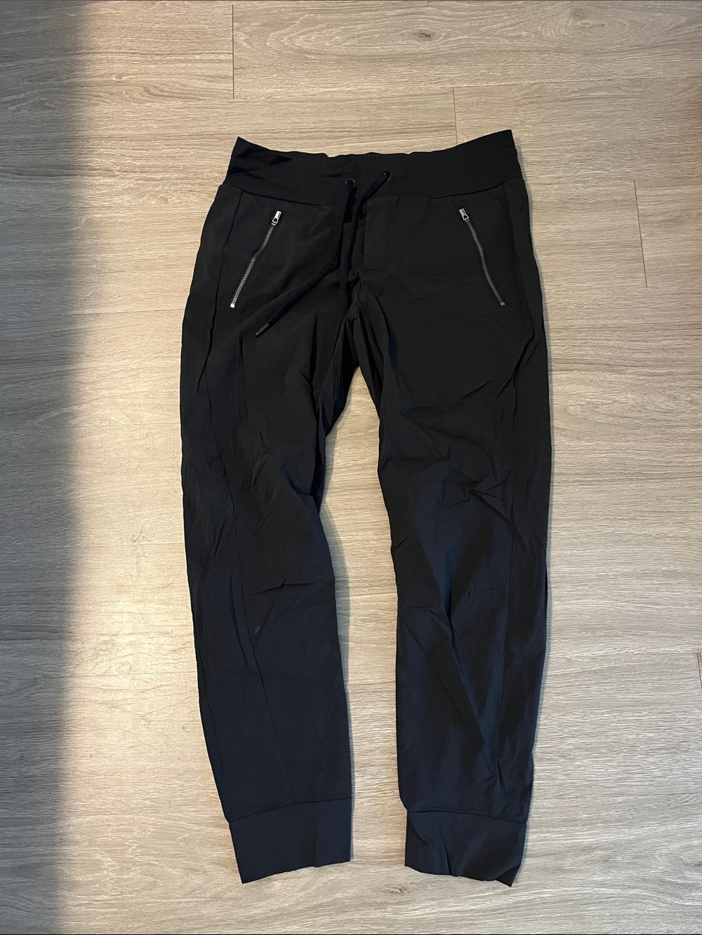 Athleta Trekkie Black Athletic Joggers with Zip Pockets
